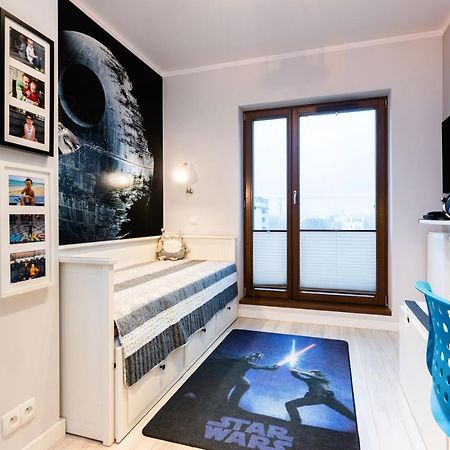 Elegant Business Accommodation With Parking - By Upstairs Cracovia Esterno foto