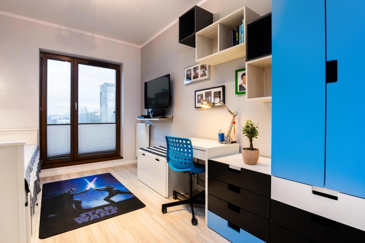 Elegant Business Accommodation With Parking - By Upstairs Cracovia Esterno foto