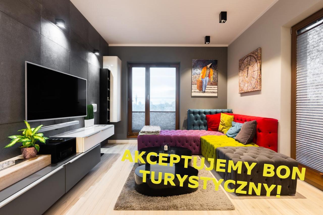 Elegant Business Accommodation With Parking - By Upstairs Cracovia Esterno foto